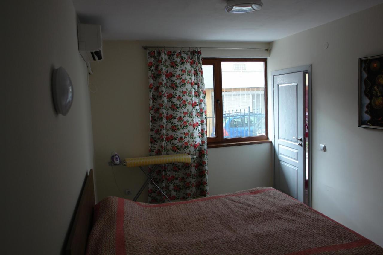 Appartment Lazur Burgas Bagian luar foto